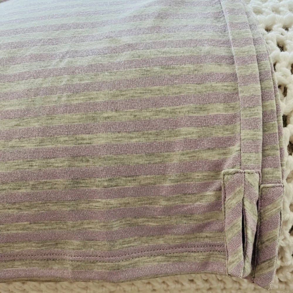NWOT Chico’s Striped Subtle Silver Bling Gray/Lavender Long Sleeve Top Size 6-8 - Picture 9 of 10